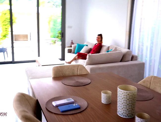 youngcouple9598 Porno Video: cream**e auf der Couch!!